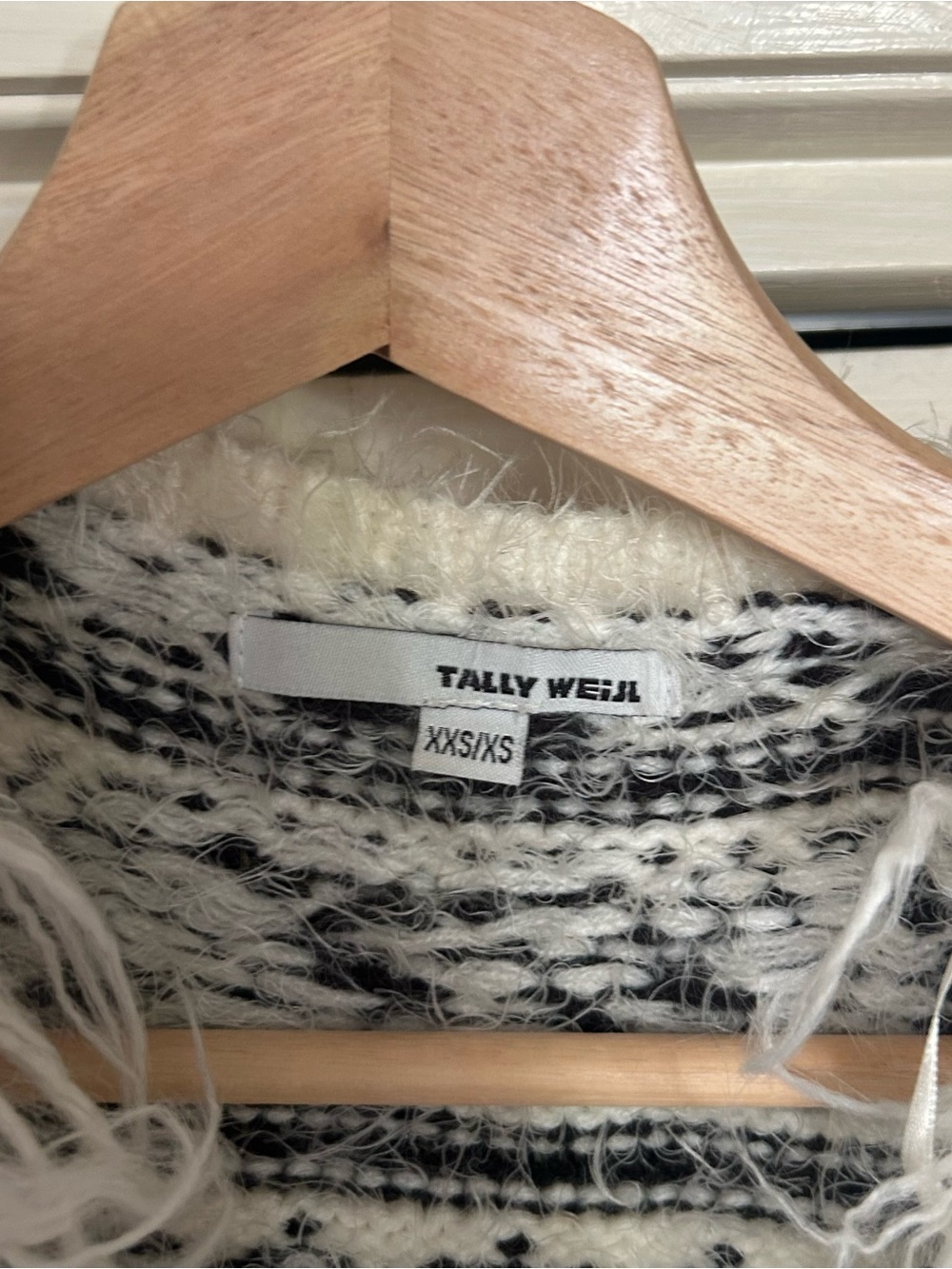 Faux Fur Trim Knit Vest with Belt - White - Picture 2 of 5